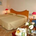 Delle Terme Di Agnano Отель 4*