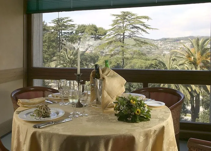 Delle Terme Di Agnano Hotel